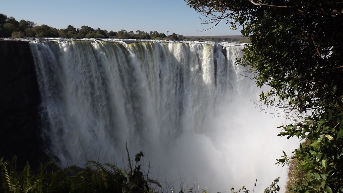 Victoria Falls Tour